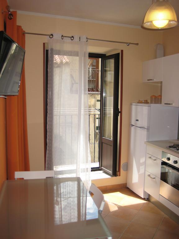 Gaia Holidays Apartments Cefalù Oda fotoğraf